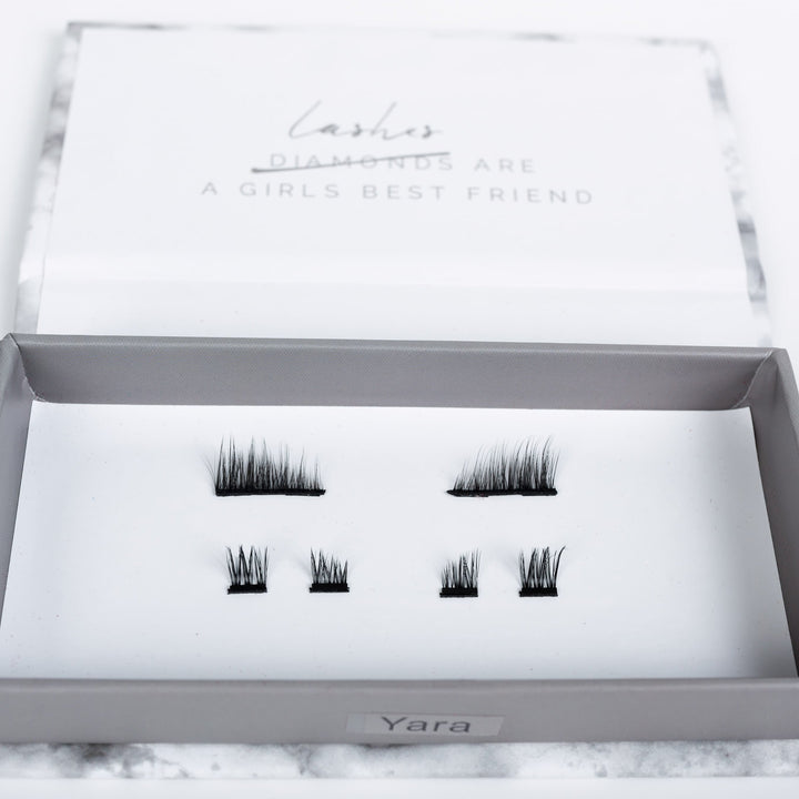 Yara - halbe Wimpern